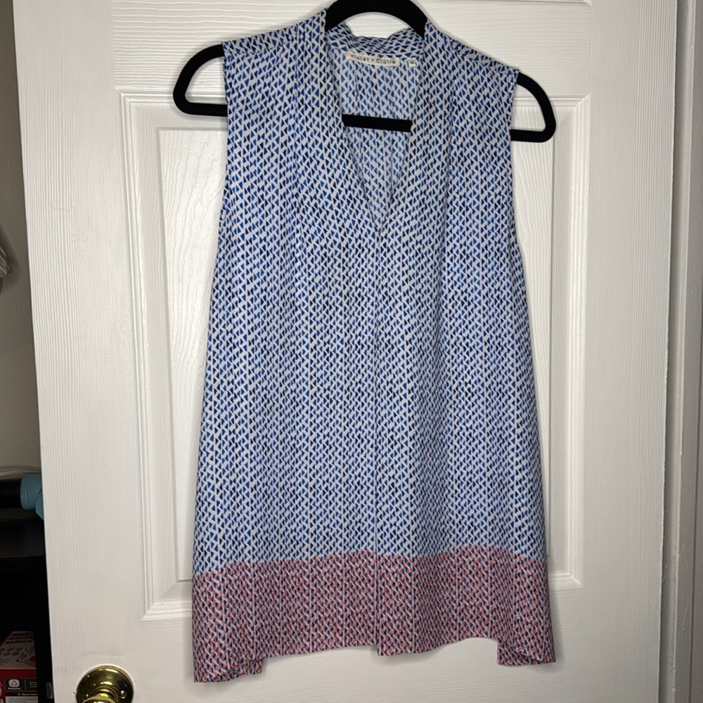 Violet + Claire Women's Sleeveless Blouse. Sz XL  Color Blue/White/Red